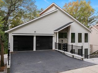 72 Wallis Rd, Brookline, MA 02467