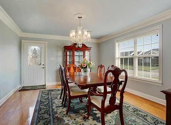4th image of 153 Oakmont Dr