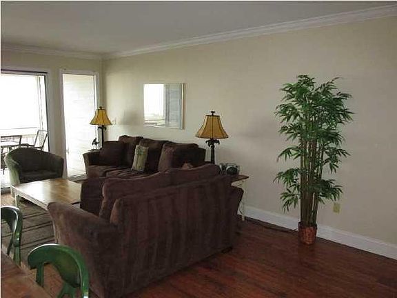 4th image of 6400 Palmetto Dr