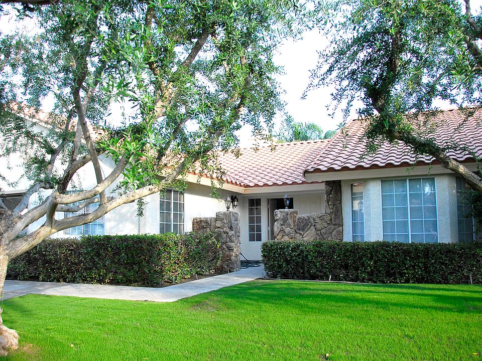 1st image of 76820 Castle Ct