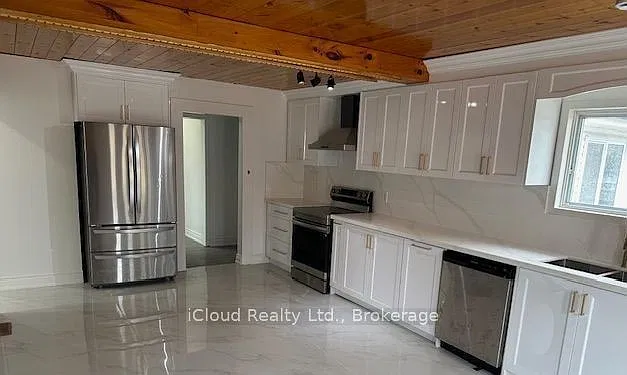 4 bed, $2,950 — Photo 4