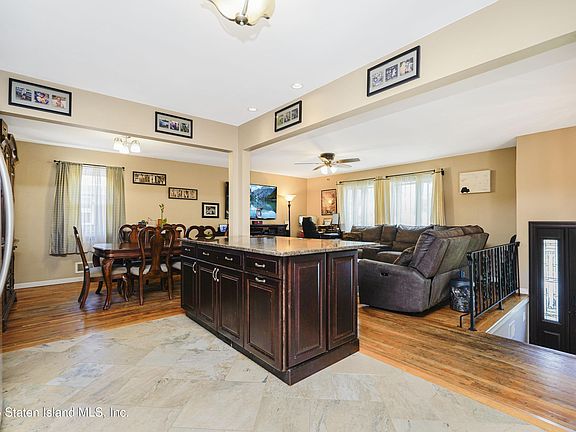 5th image of 80 Valdemar Ave