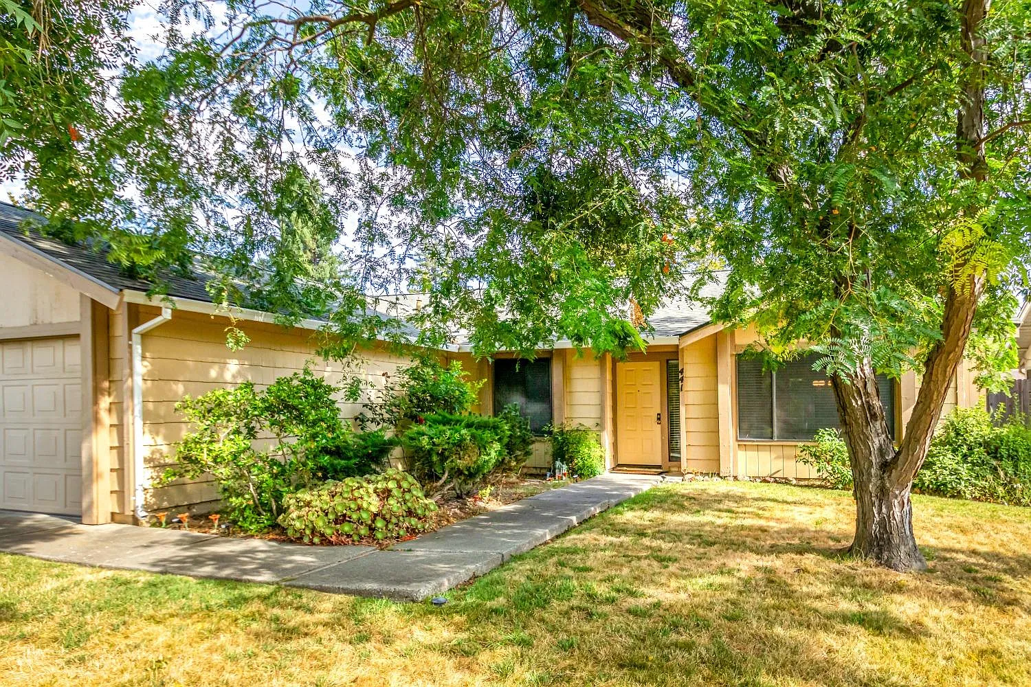 441 Spinnaker Way photo 1
