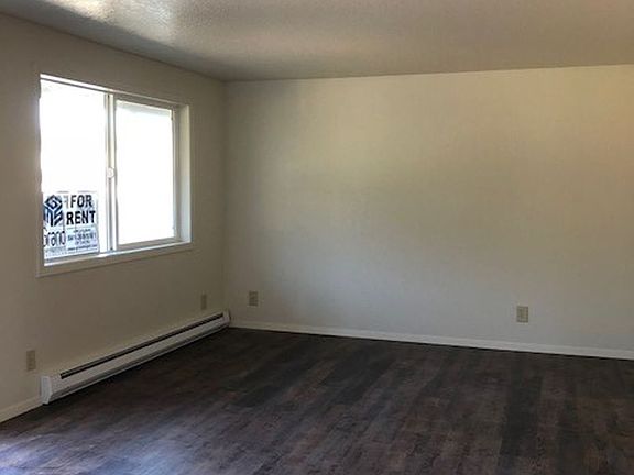 4th image of 2388-2396 Broadway St #2398D