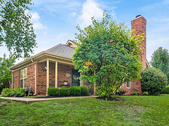 2nd image of 3081 Pine Manor Blvd