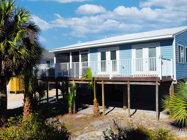 320 Moonrise Ave, Port Saint Joe, FL 32456