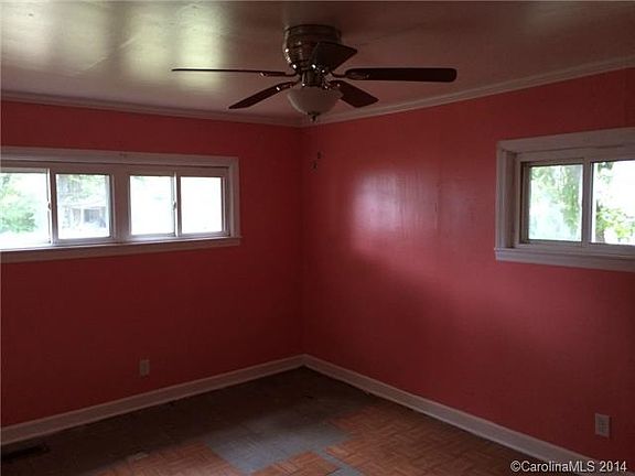 5th image of 200 Madora St