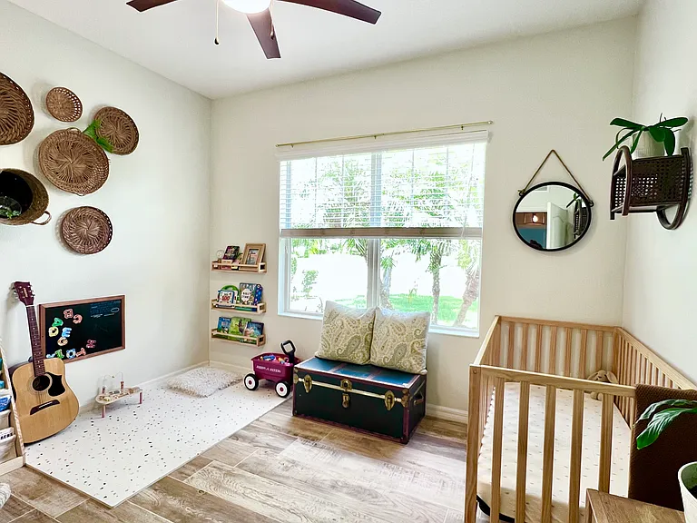 4846 Lake Breeze Ter — Photo 18