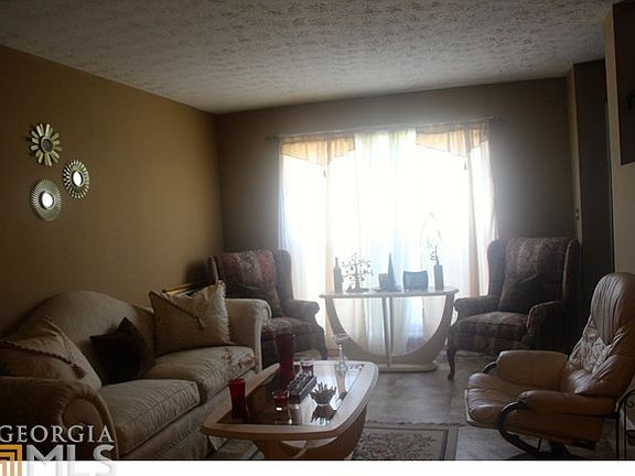 2nd image of 121 Governors Dr