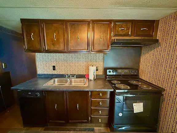 5th image of 229 Miller St #F4