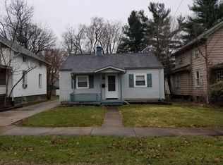 804 Hollywood St NE, Warren, OH
