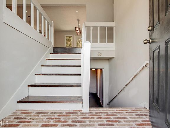 4th image of 318 Scarlett Ln