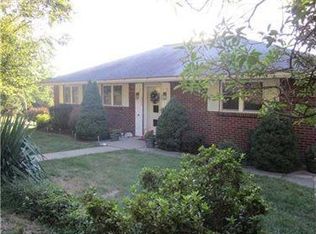 1345 Clifton Rd, Washington, PA 15301