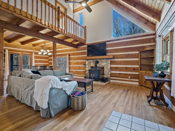 736 Mount Pleasant Rd, Kingston Springs, TN 37082