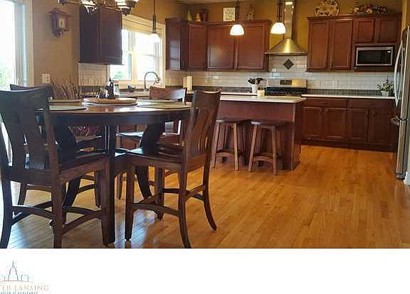 5th image of 10618 Ireland Dr