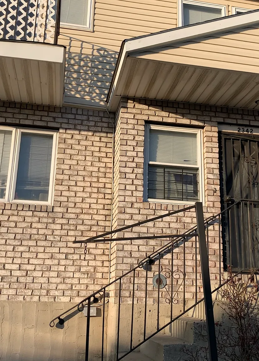 3 bed, $3,500 — Photo 1