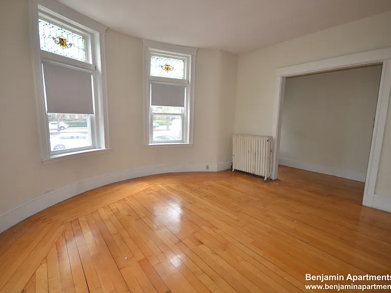 1822 Beacon St #14 — Photo 8