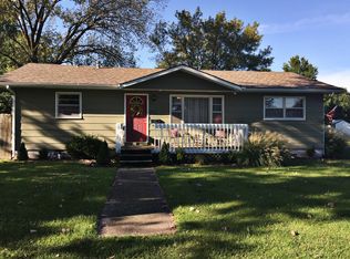 815 E Mitchell Ave, Centralia, MO 65240