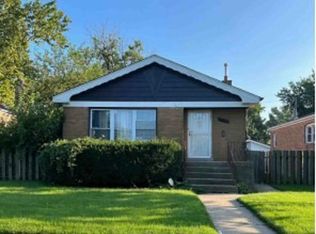 415 Adams St, Dolton, IL 60419