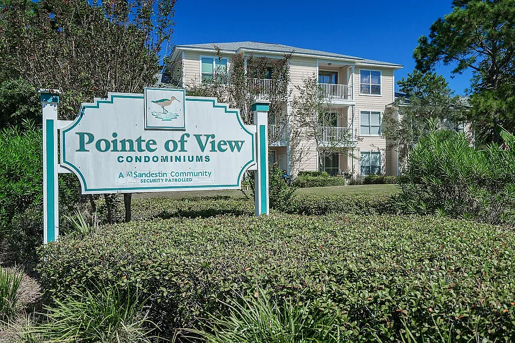 2 bed, 1058 sqft, $2,200 — Photo 3