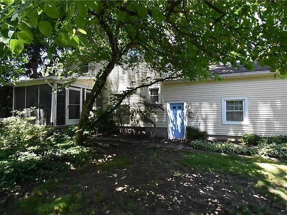 3rd image of 4305 Woodleigh Ln