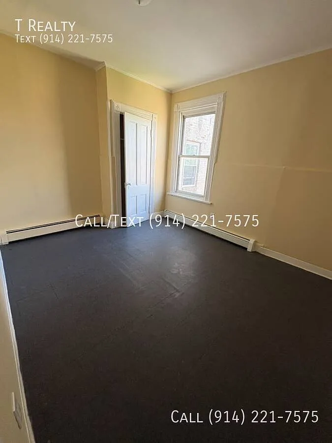 3 bed, $2,900 — Photo 2