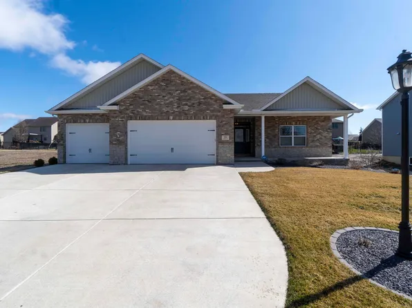 104 Samuel Ct, Washington, IL 61571