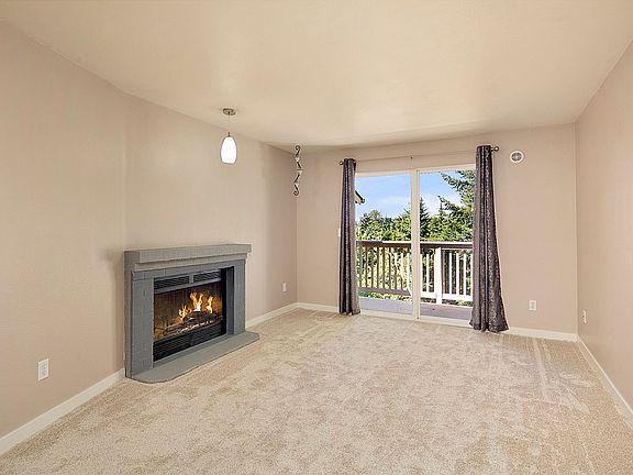 2nd image of 14210 NE 181st Pl APT M304