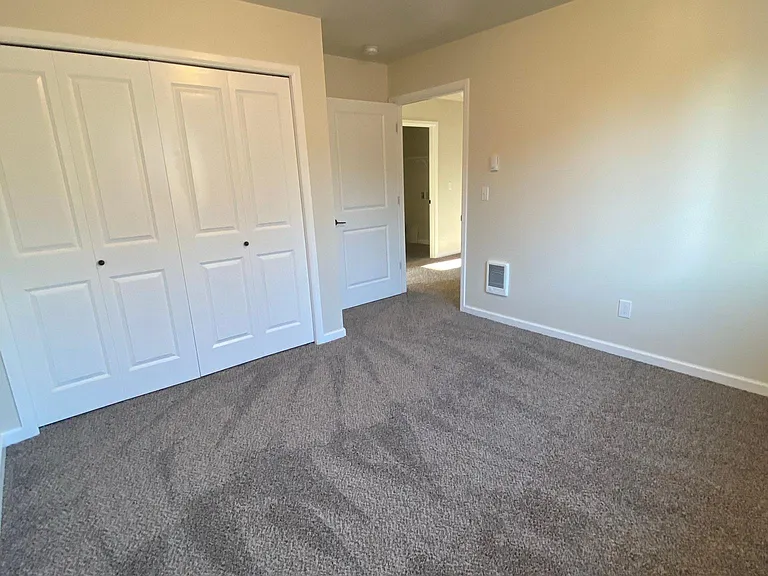 206 Eldredge Ave SW #1 — Photo 6