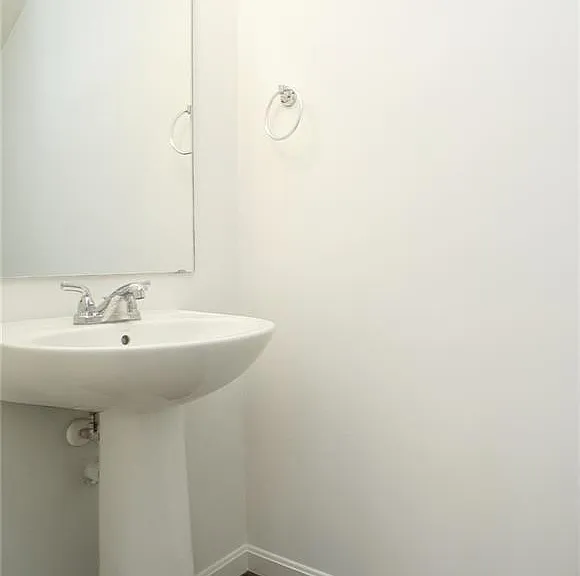 1500 Summerview Ln — Photo 14