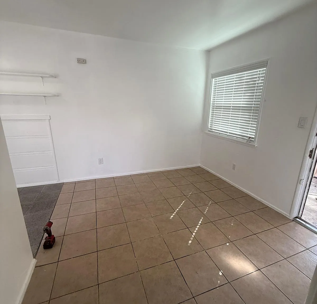 1 bed, 700 sqft, $1,750 — Photo 4