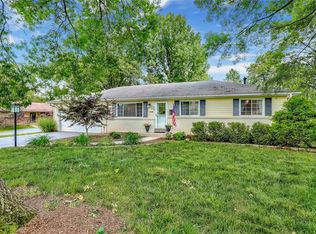 518 Bryan Dr, Saint Louis, MO