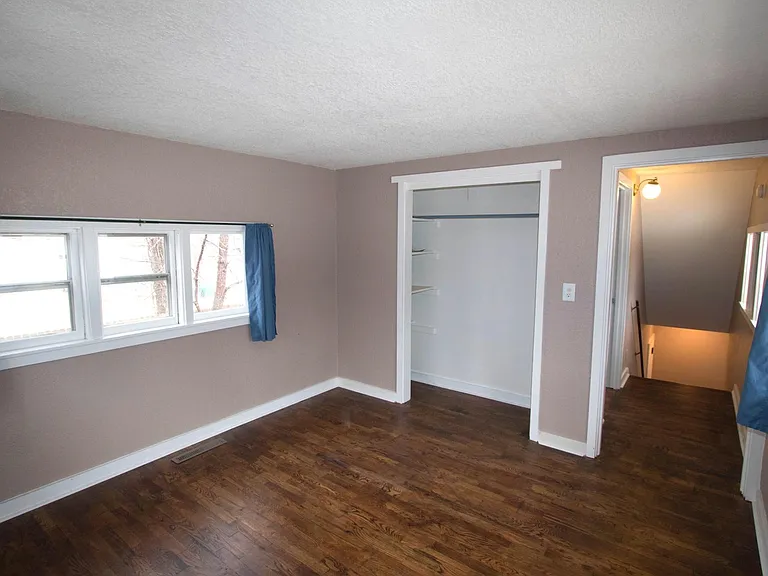 212 Santa Fe St — Photo 4