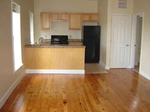 57 Dove St #Top, Albany, NY 12210