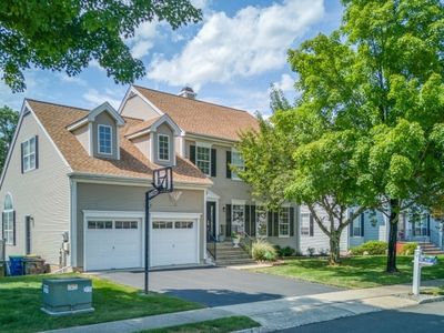 32 Strawberry Hill Rd, Branchburg, NJ, 08876