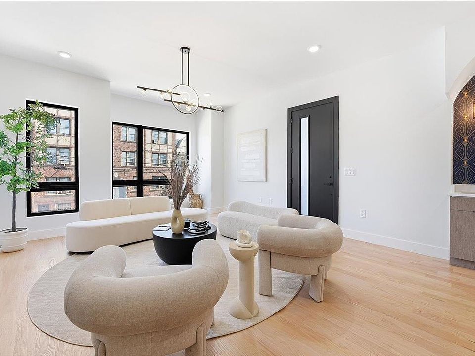 1st image of 81 Lexington Ave #1