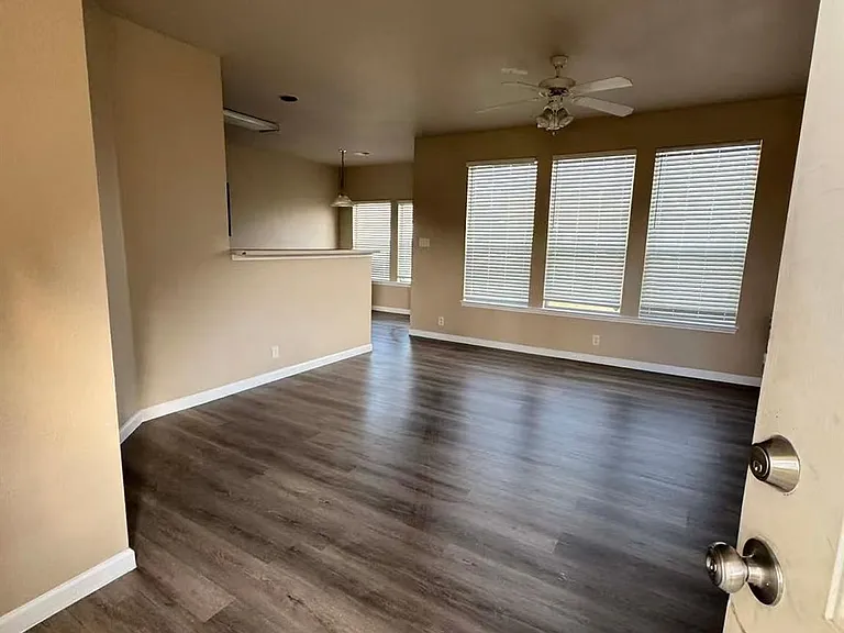 2705 Westhampton Ct #A — Photo 2