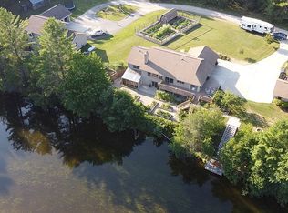711N Woodland Dr, Manistique, MI 49854