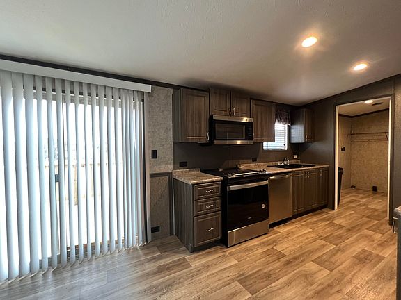 4th image of 516 May St