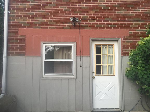 Private Entrance to the one large bedroom