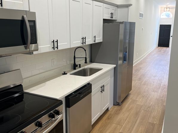 1706 1/2 McCulloh St