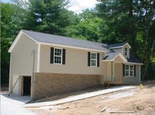 98 Cheatham Ave, Chickamauga, GA 30707