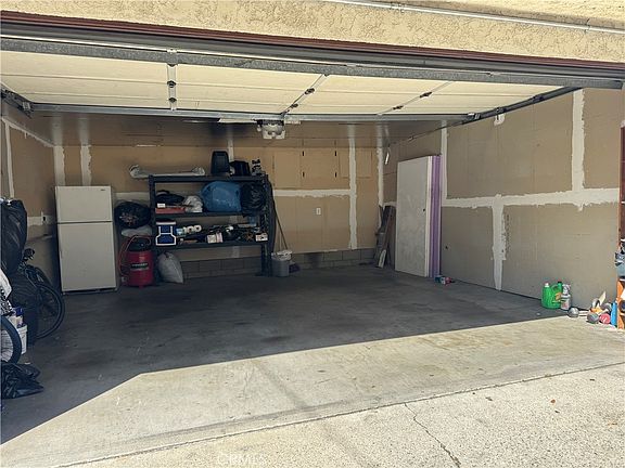 2nd image of 13851 Los Angeles St APT B