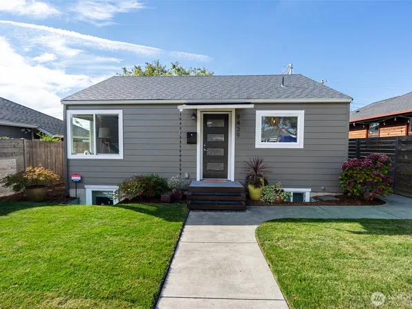 9439 21st Avenue SW, Seattle, WA 98106