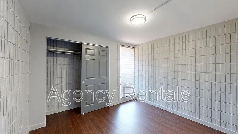 3 bed, 2.0 bath, 920 sqft, $3,695 — Photo 4