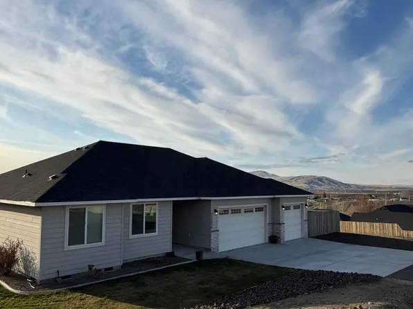 27316 N Plum Dr, Benton City, WA 99320