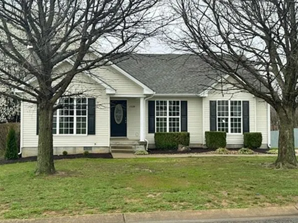 1328 Autumn Oaks Dr, Franklin, KY 42134