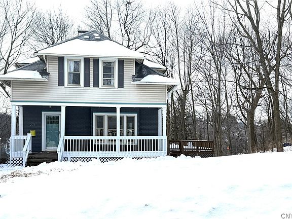 2nd image of 228 Westminster Ave