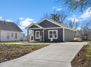 618 N Cedar St, Ottawa, KS 66067