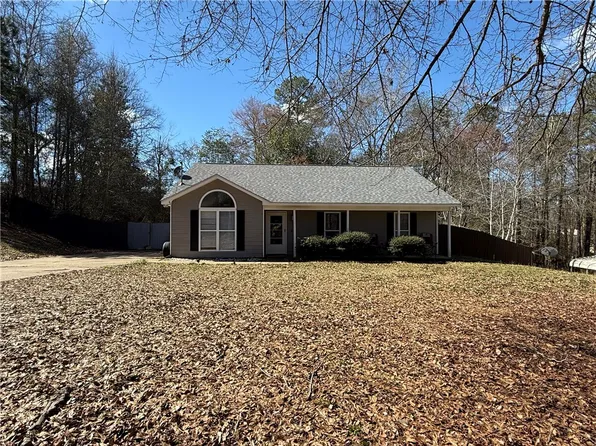 6 Kennedy St, Phenix City, AL 36869